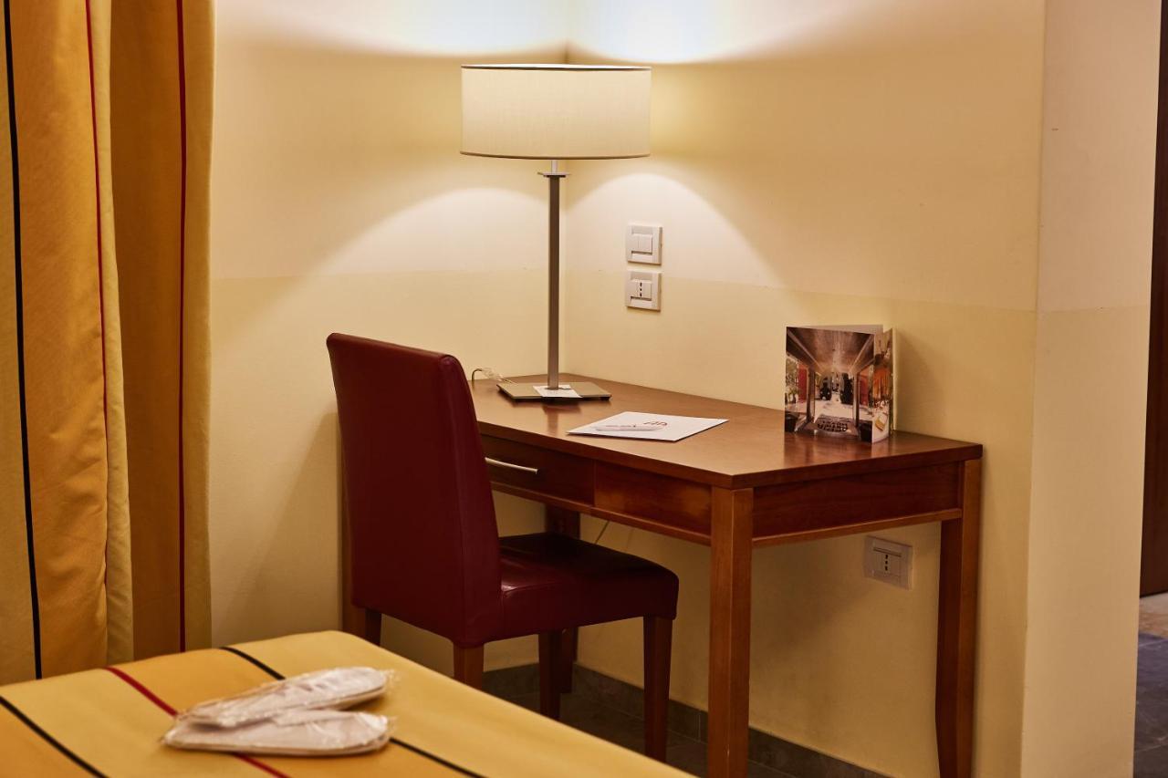 Appia Antica Hotel Corato Luaran gambar
